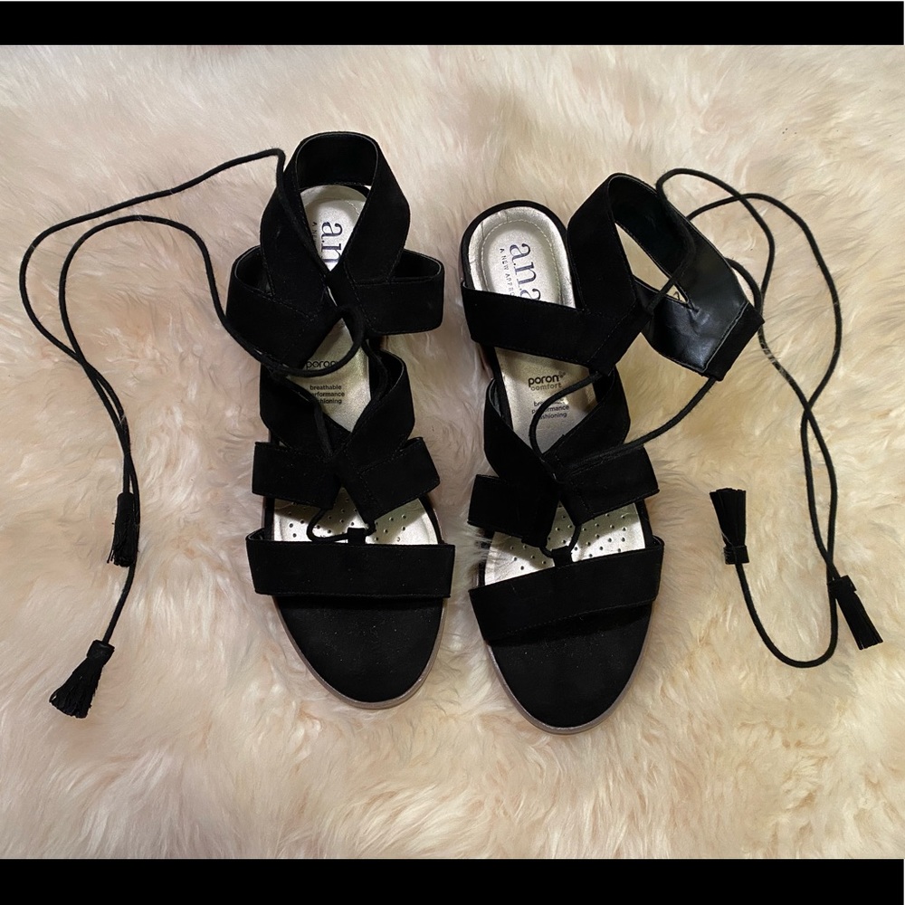a.n.a. lace up all day heals size 10M